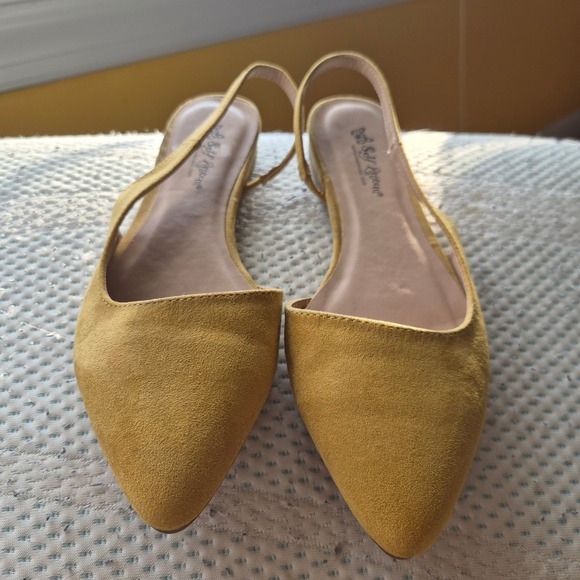 Self Esteem Shoes - Self Esteem Akita Mustard Yellow Faux Suede Pointed Toe Slingback Flats Womens 6